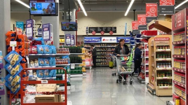 Precios congelados: dos grandes supermercados no cumplen con las normas