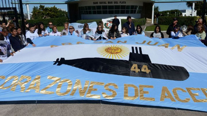 Espionaje a los familiares de los tripulantes del ARA San Juan: pedirán captura internacional de Macri