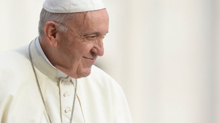 Papa Francisco: "Debemos emprender el camino hacia una economía social"