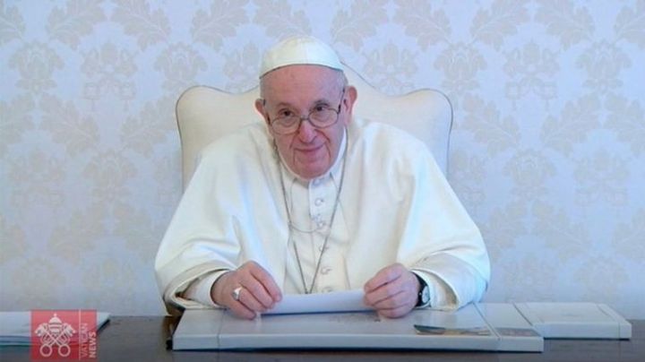 Papa Francisco: "Vacunarse es un modo sencillo de cuidarnos unos a otros"