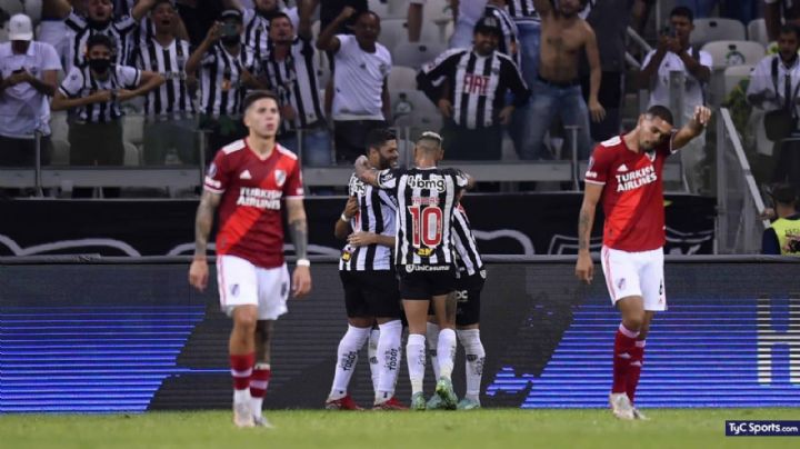 Dura derrota y eliminación de River frente a Atlético Mineiro