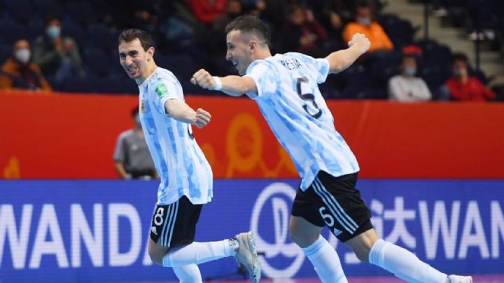 Mundial de Futsal: Argentina clasificó a cuartos de final tras ganarle 6 a 1 a Paraguay