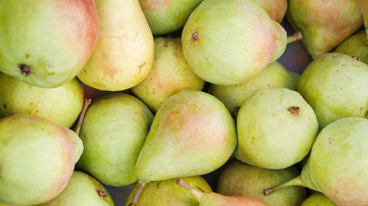 Conocida como la fruta de la longevidad, la Pera te sorprenderá con sus beneficios