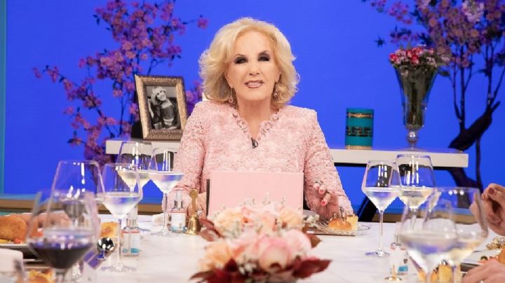 Mirtha Legrand preparó su mesaza del sábado y volvió a incluir a Nicole Neumann