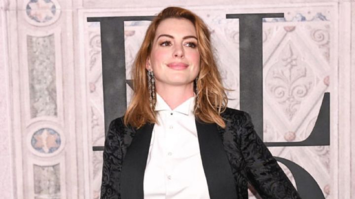 Anne Hathaway nos trae los mejores outfits formales