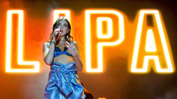 Dua Lipa captó todas las miradas con un llamativo look retro