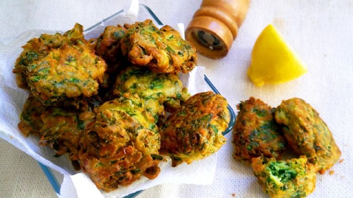 Buñuelos de espinaca con parmesano, una sencilla receta que te va a sorprender