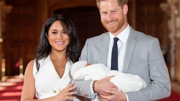 Las postales del primer cumpleaños de Lilibet, la hija del Príncipe Harry y Meghan Markle