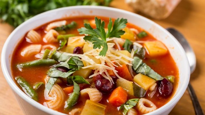 Descubre la Sopa Minestrone una receta típica de la cocina italiana