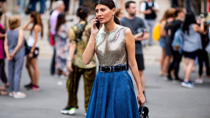 La pollera de jean toma el protagonismo en la moda de primavera