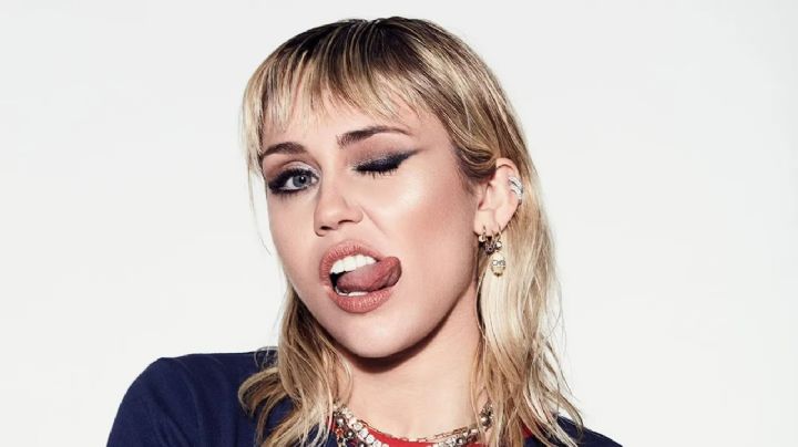 Miley Cyrus presentó el provocativo video de “Flowers”