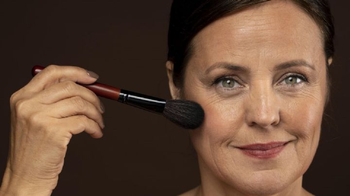 Cómo hacer un maquillaje rejuvenecedor para pieles maduras: tutorial paso a paso para hacer en casa