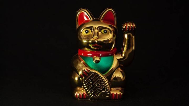 La mágica historia de Maneki-neko, el famoso gato japonés que atrae la buena suerte y clientes
