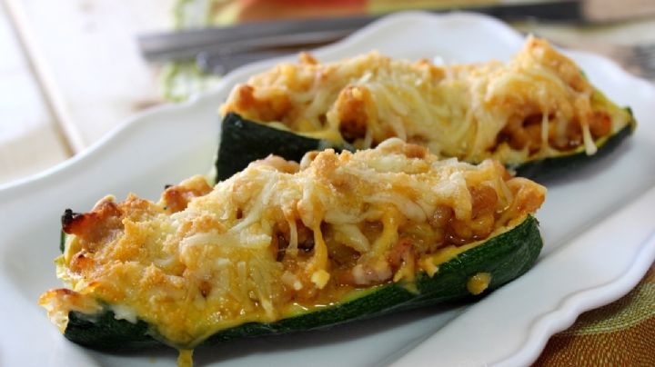 Con esta receta de calabacines, atún y queso, prepara la cena perfecta