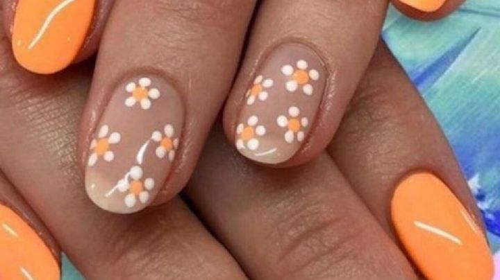 Nail art floral, el diseño de uñas colorido que puedes crear con un fósforo y una aguja