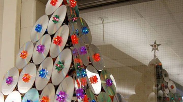 No lo tires, transforma tus viejos CDs en un bonito árbol de navidad con esta idea de manualidades