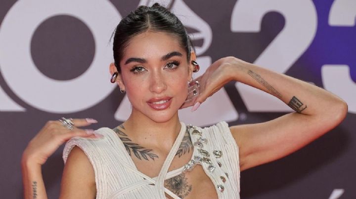 María Becerra enamoró a todos con su look en la noche de los Latin Grammy 2023