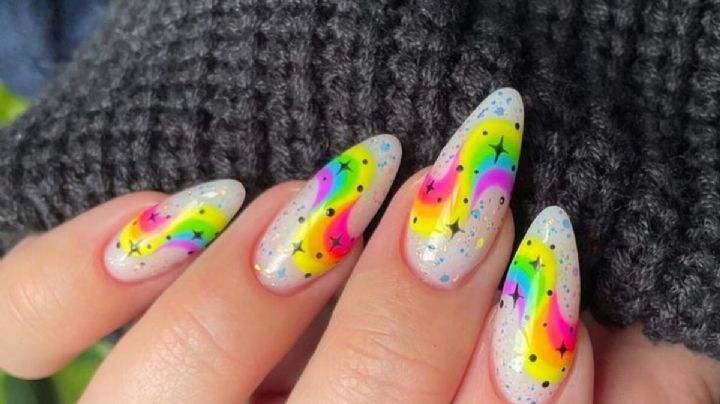 Rainbow nails, 7 maneras elegantes de llevar las uñas multicolor de tendencia