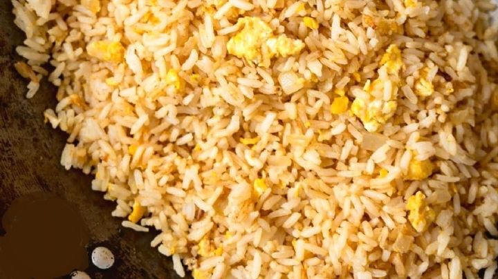 Arroz con huevo: una receta súper fácil y rápida para cenar con lo que tienes en casa