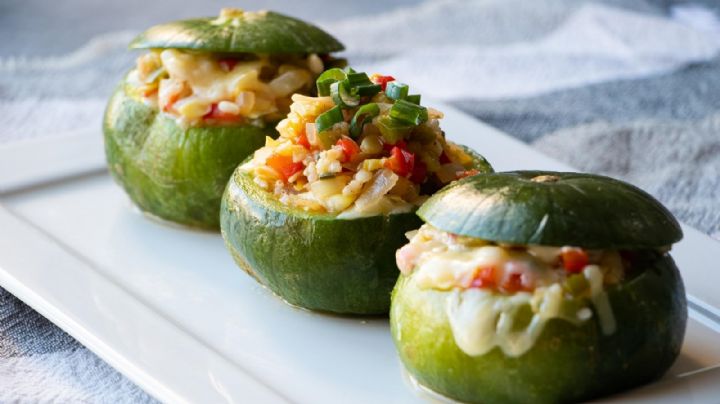 Zapallitos rellenos vegetarianos, una receta rápida, sin horno y saludable