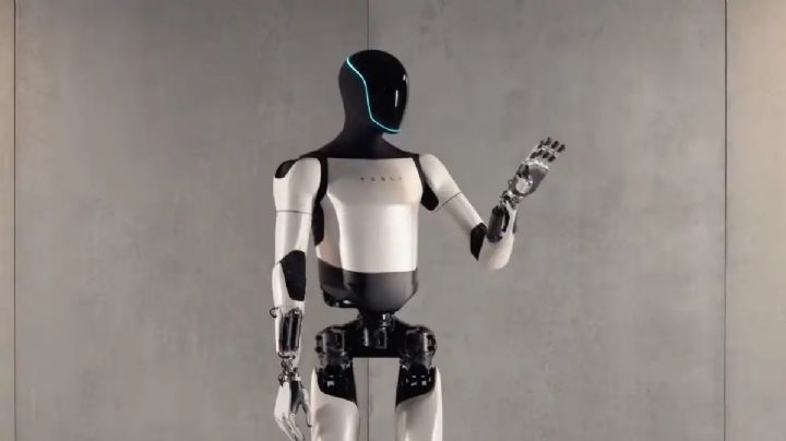 Elon Musk presenta su nuevo robot humanoide y sorprende con los resultados