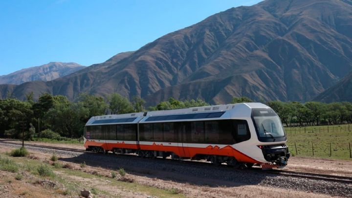 Se inauguró el primer tren a energía solar en Argentina