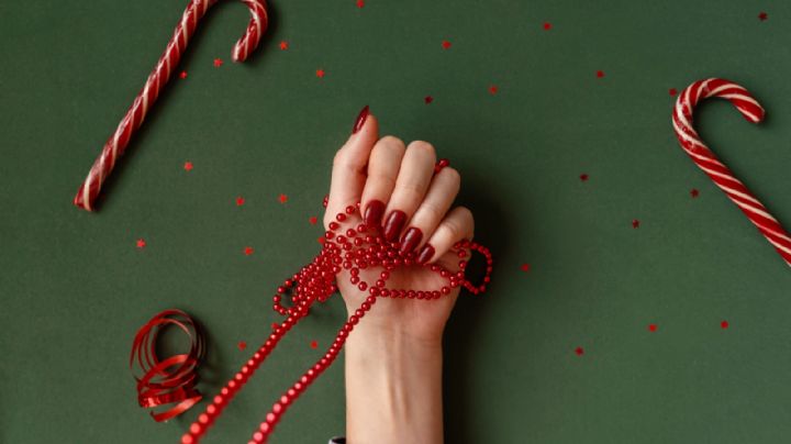 Nail Art: en 4 simples pasos haz un delicado diseño de uñas navideñas en casa