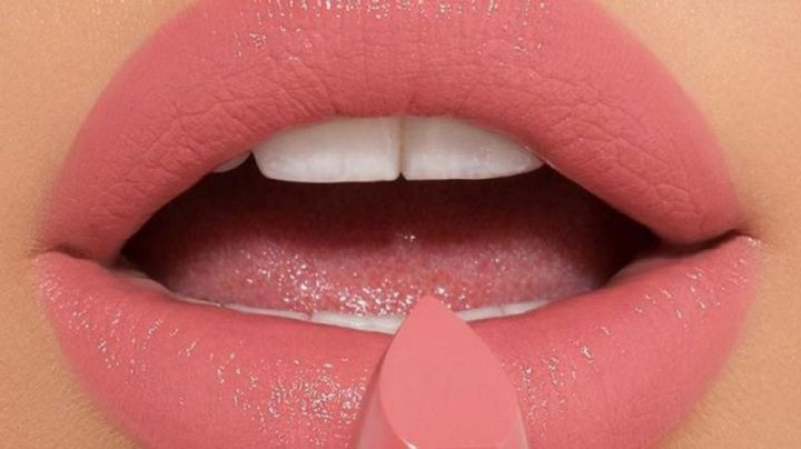 Con estos trucos de maquillaje logra labios perfectos de manera natural