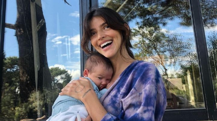 Calu Rivero y la tiernas fotos junto a su hijo Tao en las playas de Uruguay