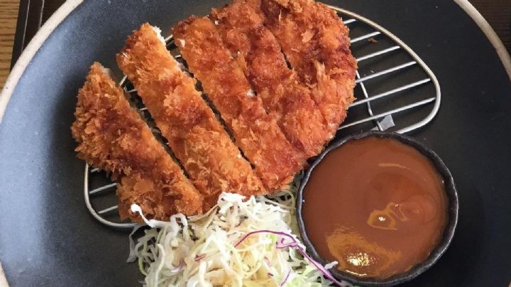 Tonkatsu, la receta de la tradicional milanesa japonesa