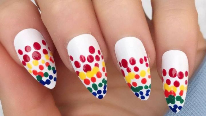 Dotty nails, 4 diseños de uñas que rejuvenecen tus manos