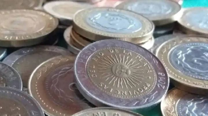 Coleccionistas pagan hasta 80.000 pesos argentinos por monedas de un peso con errores de fabricación