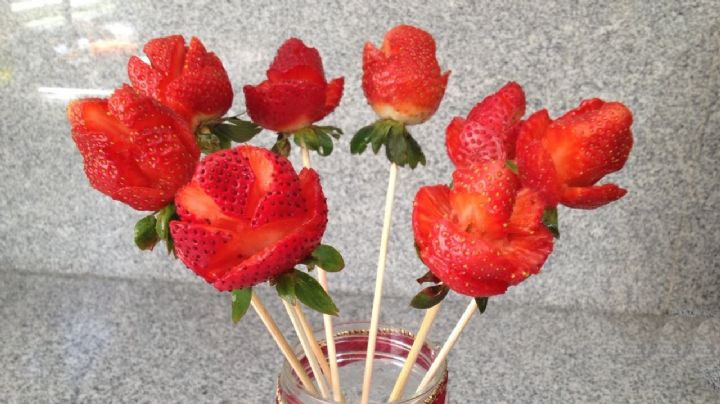 Strawberry Rose, una receta deliciosa y creativa para sorprender a todos en tu próxima reunión