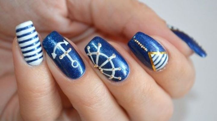 Sailor nails, diseños de uñas para las amantes del mar