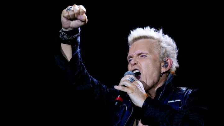 Billy Idol se mostró fuera de control en Glastonbury