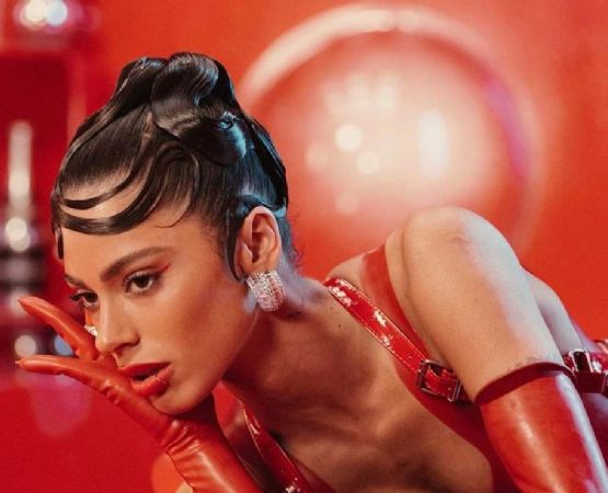 Tini Stoessel se pasó al bando de las pelirrojas y generó todo tipo de opiniones
