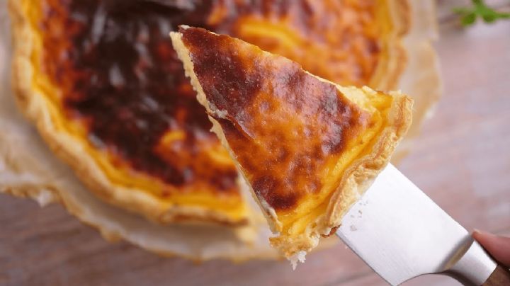 Tarta de crema pastelera y dulce de leche, la receta de un clásico para disfrutar en familia