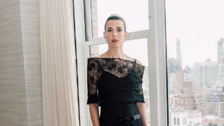 Carlota Casiraghi deja su huella de estilo en la Semana de la Moda de París