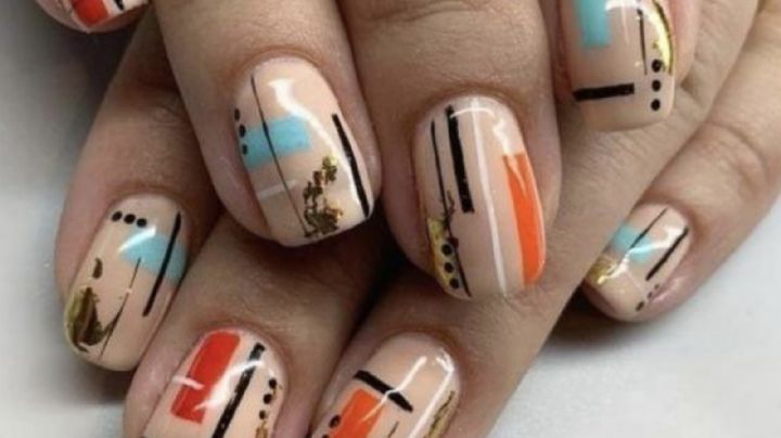 Abstract nails, diseños de uñas ideales para darle color a las manos