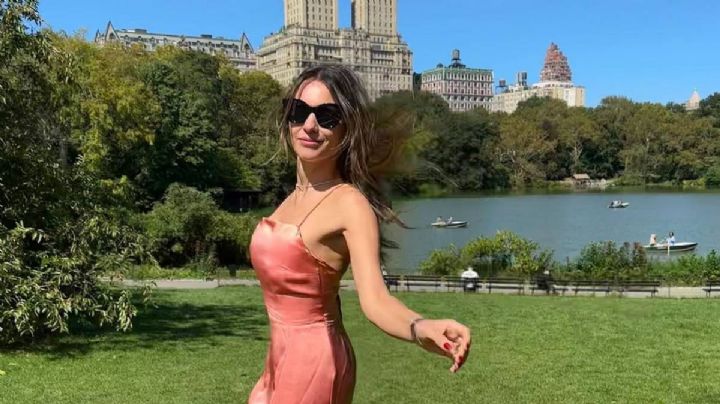 Pampita arrasa en New York con un vestido largo en tono sandía