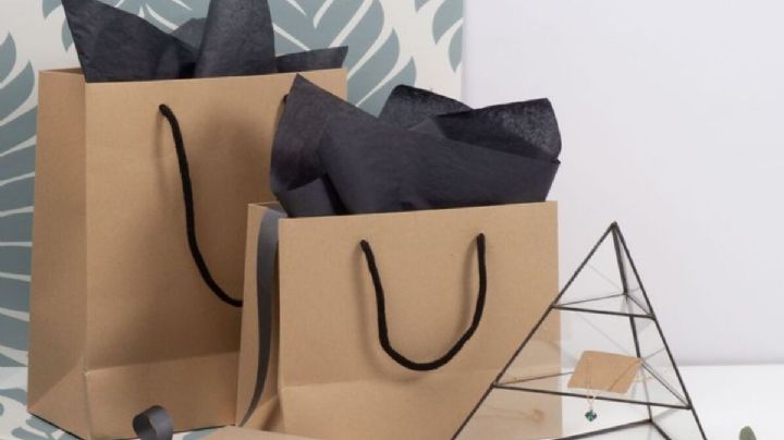 Reciclaje creativo: la idea más útil para darle uso a las bolsas de regalo