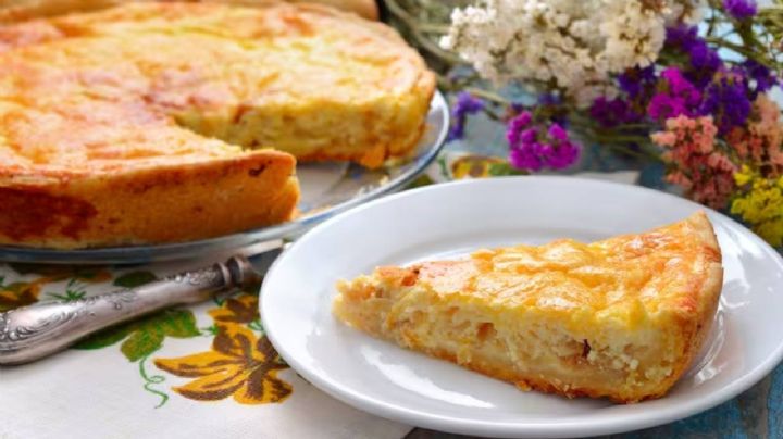 Enamora a tus invitados con esta imperdible tarta salada de queso