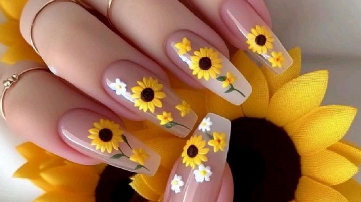 Uñas con flores amarillas: el éxito indiscutible de la temporada