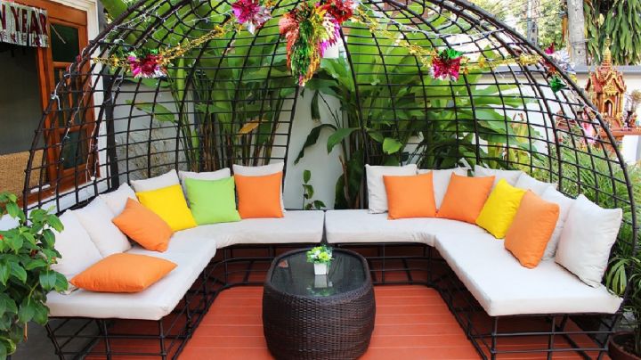 Transforma tu patio pequeño en un santuario de paz y estilo con estos consejos de decoración