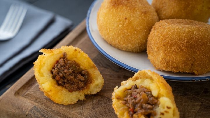 Dale un giro moderno a un clásico de la cocina con esta receta de las bombas rellenas