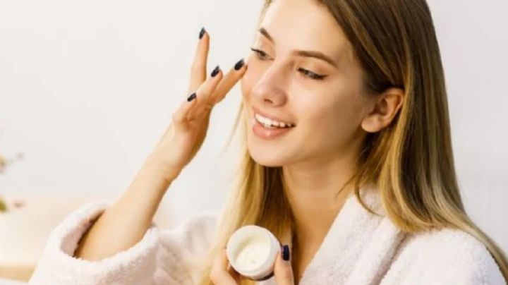 Crema casera de pocos ingredientes para rejuvenecer tu rostro