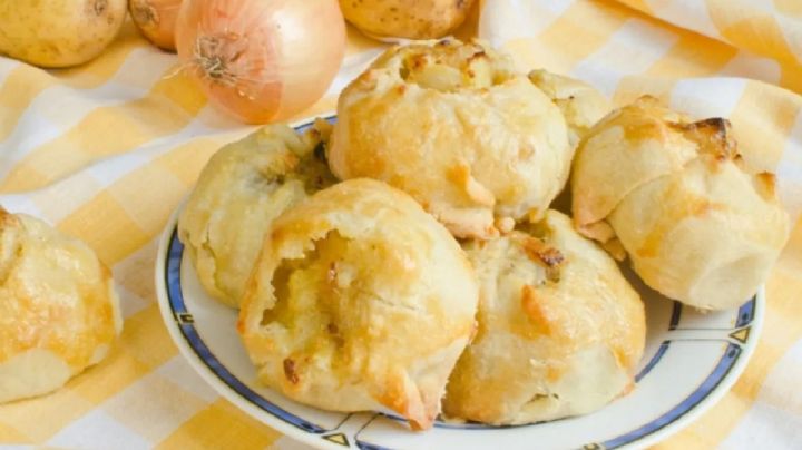 Knishes de papa y cebolla, una deliciosa receta de la cocina judía