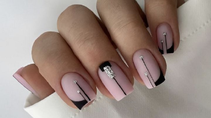 Prepárate para expresar tu creatividad y personalidad con este fácil diseño de uñas Geometric nails