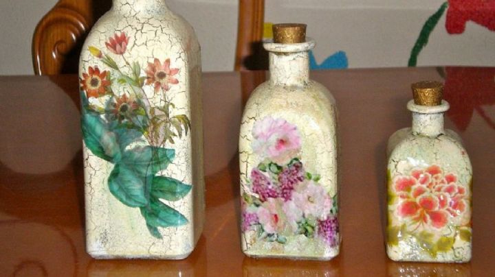 Decoración con craquelado casero: Transforma botellas en obras de arte