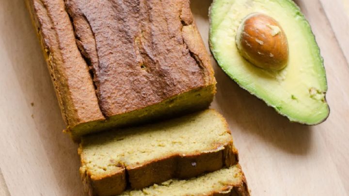 Si buscas una opción sin TACC y baja en carbohidratos, la receta del pan de palta es ideal para ti